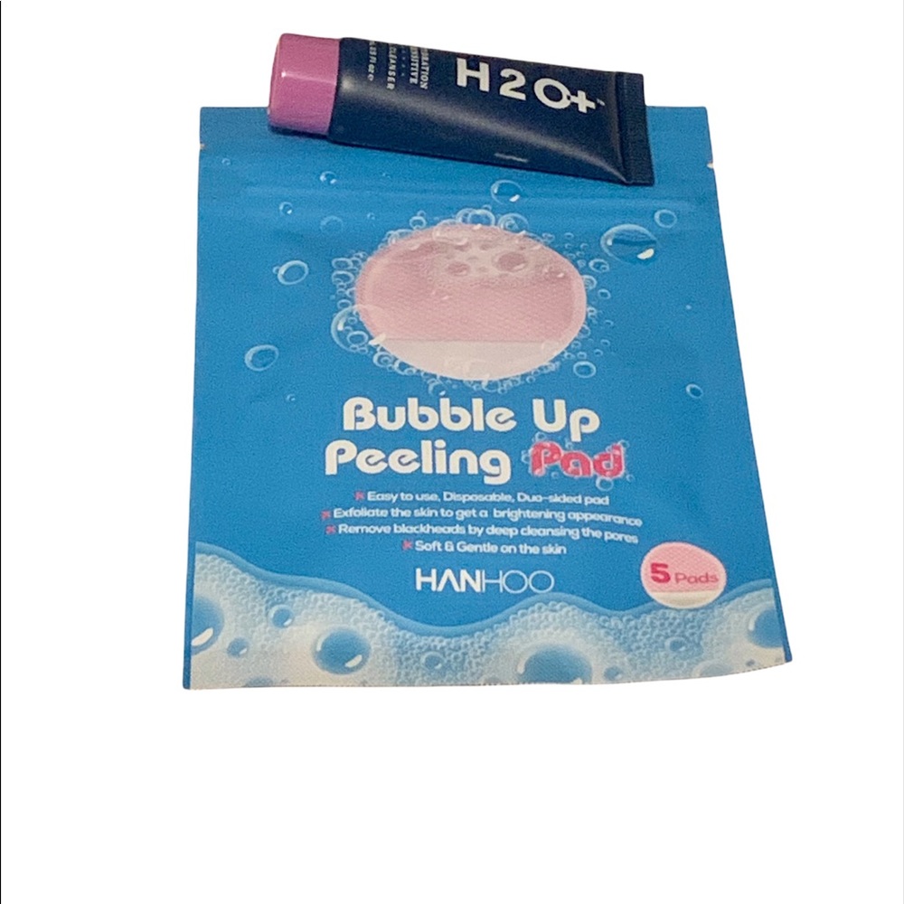 NWT Bubble Up Peeling Pad with Collagen AND H2O+ Hydration Sensitive Gel Cleans